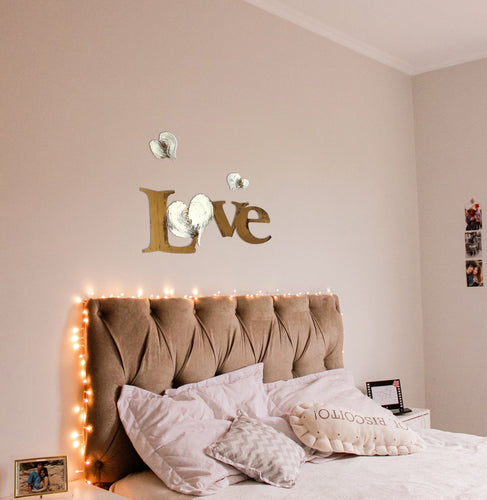 love wall decor
